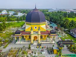 Wisata Religi di Masjid Al-Osmani Labuhan Deli: Menyelami Keindahan dan Sejarah