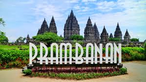 Wisata Candi Prambanan