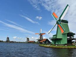 Wisata Kincir Angin Belanda