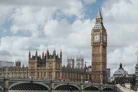 Menara London