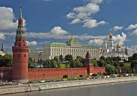 Menjelajah Keagungan Kremlin Moskow